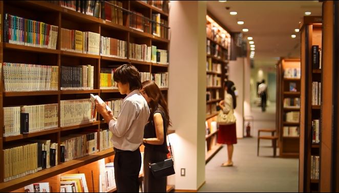 図書館シーン